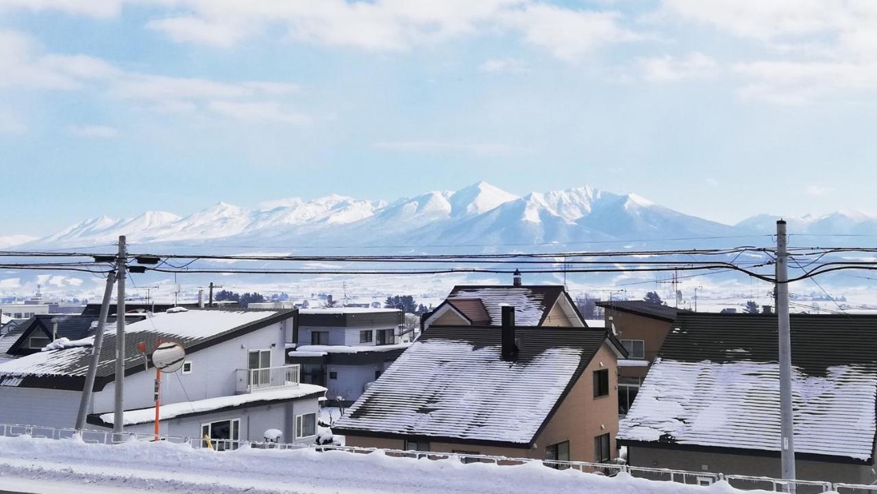 Hotel Hanafuji Inn Nakafurano Dış mekan fotoğraf