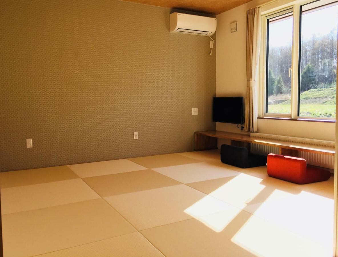 Hotel Hanafuji Inn Nakafurano Dış mekan fotoğraf
