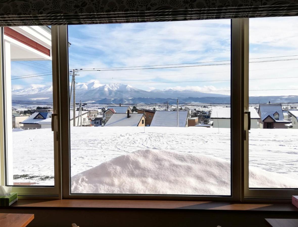 Hotel Hanafuji Inn Nakafurano Dış mekan fotoğraf
